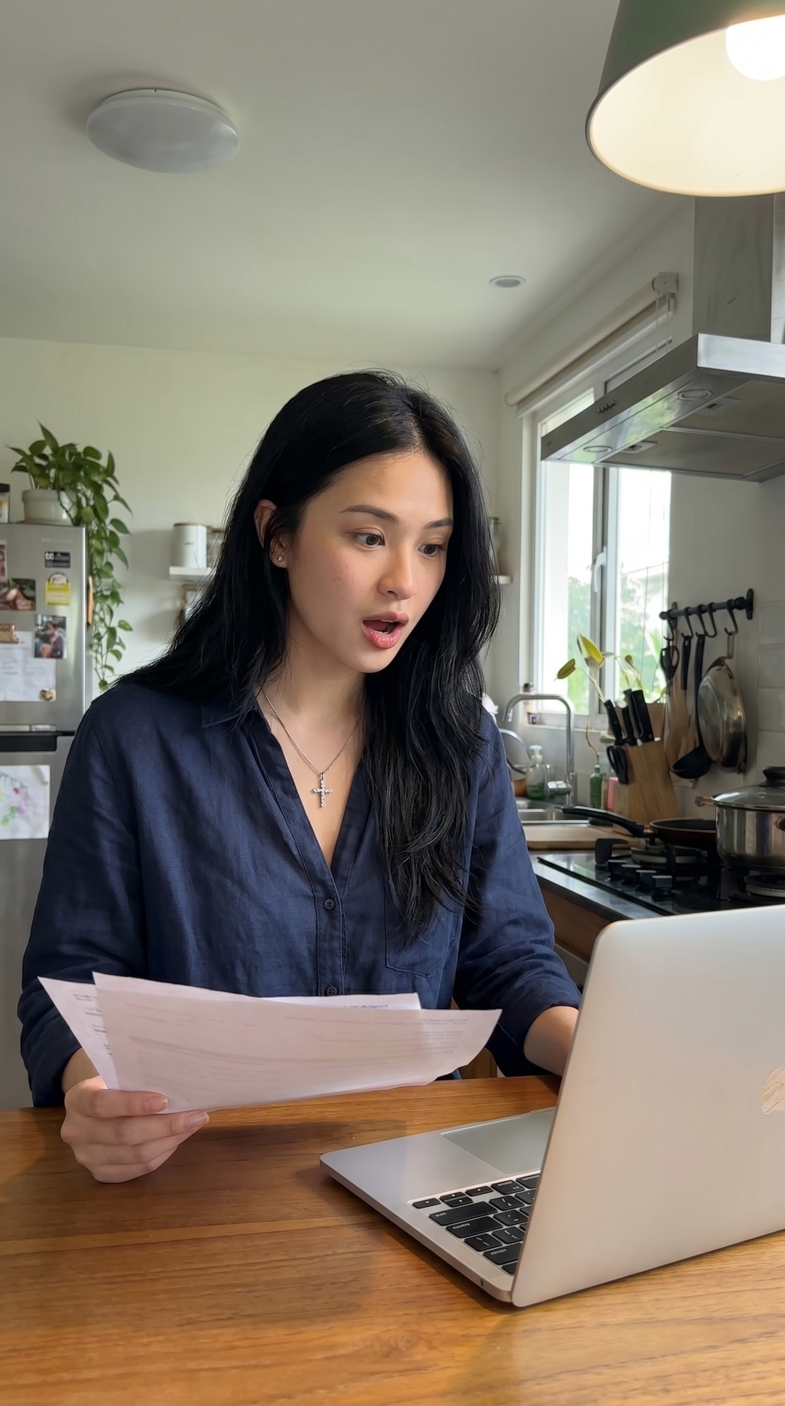 Luna Mei testing AI tools at her desk